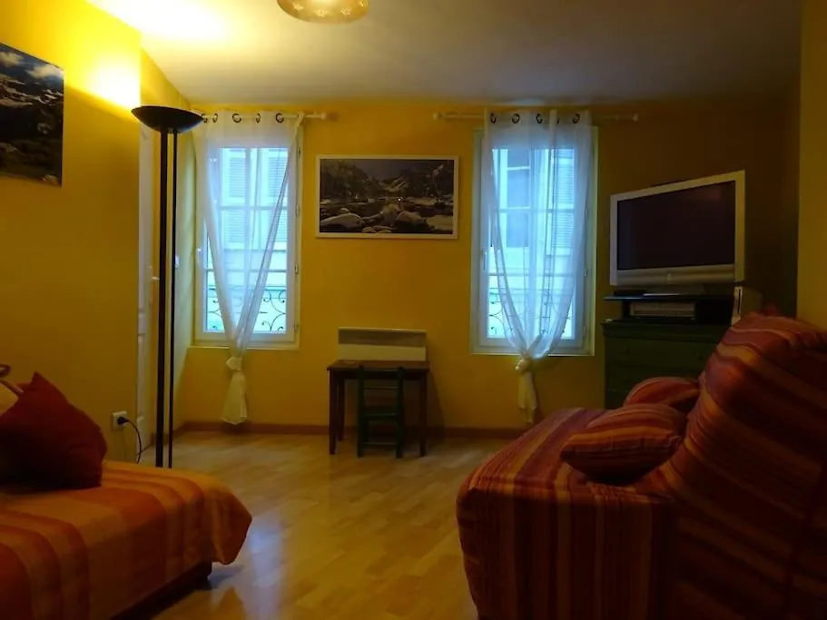Maison Individuelle Au Centre Du Village 6/8 Pers. Cauterets 0*,